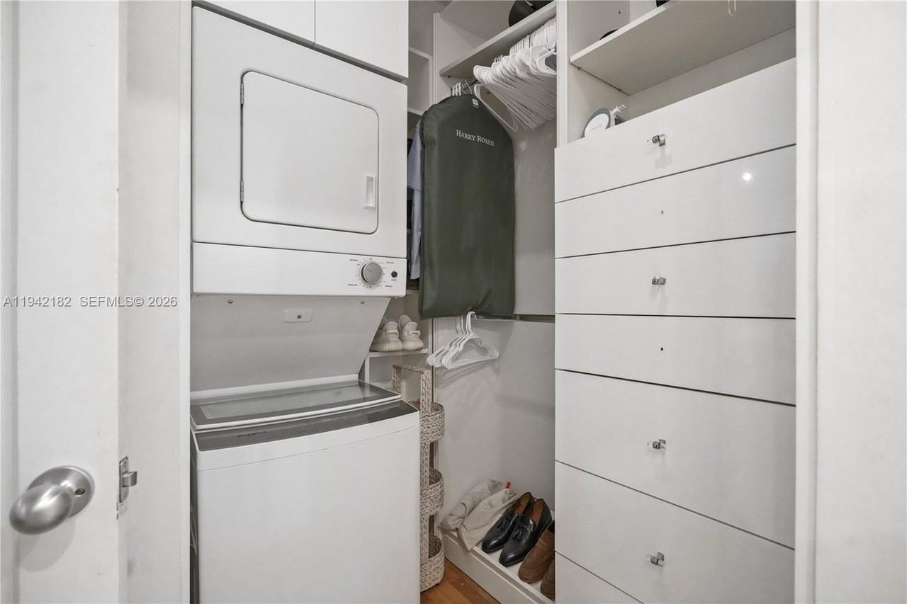 750 Espanola Way #6 - Photo 7 of 11