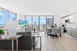 121 Ne 34th St #1008 - Photo 1 of 1