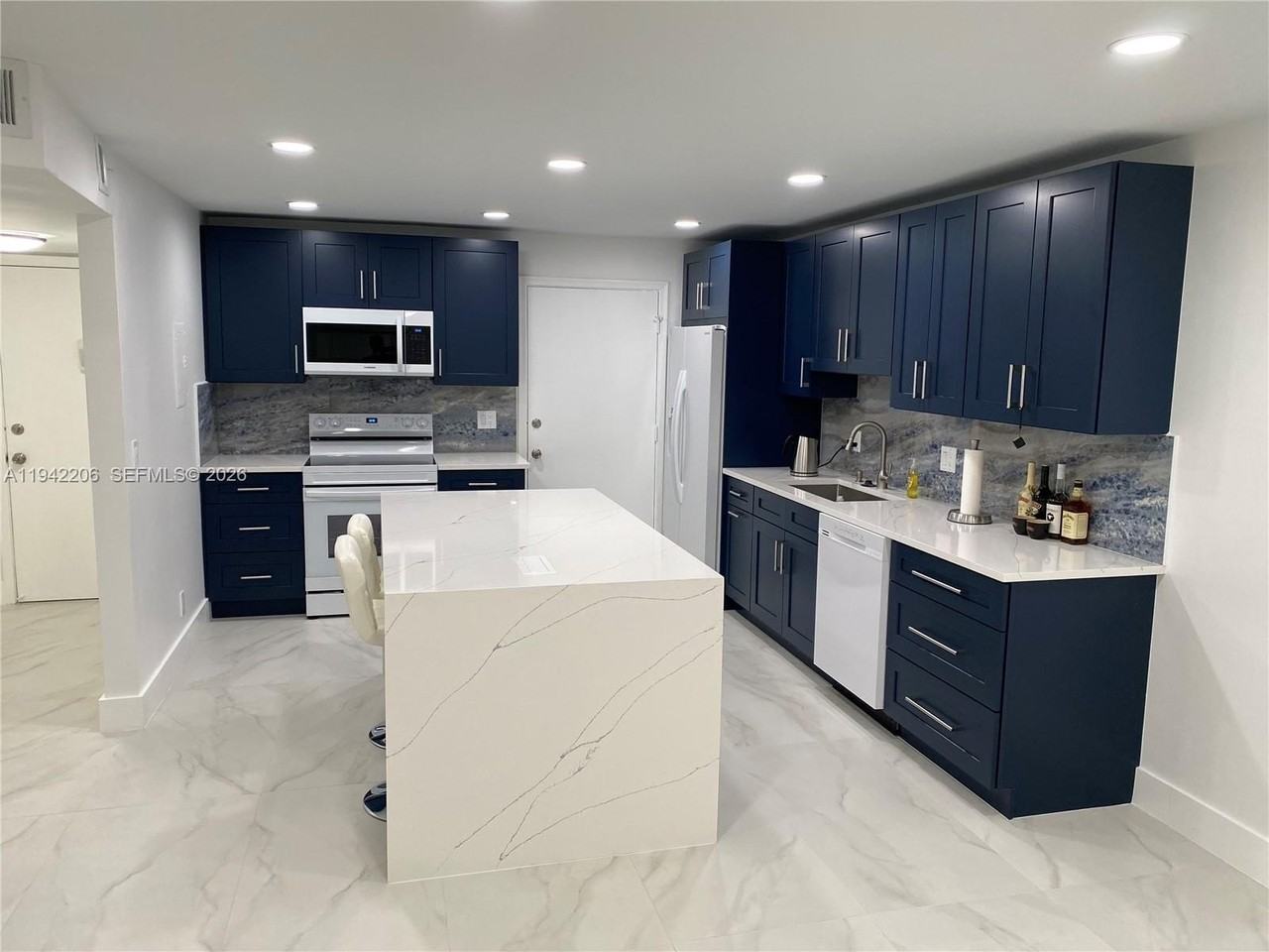 22615 Sw 66th Ave #109 - Photo 3 of 16