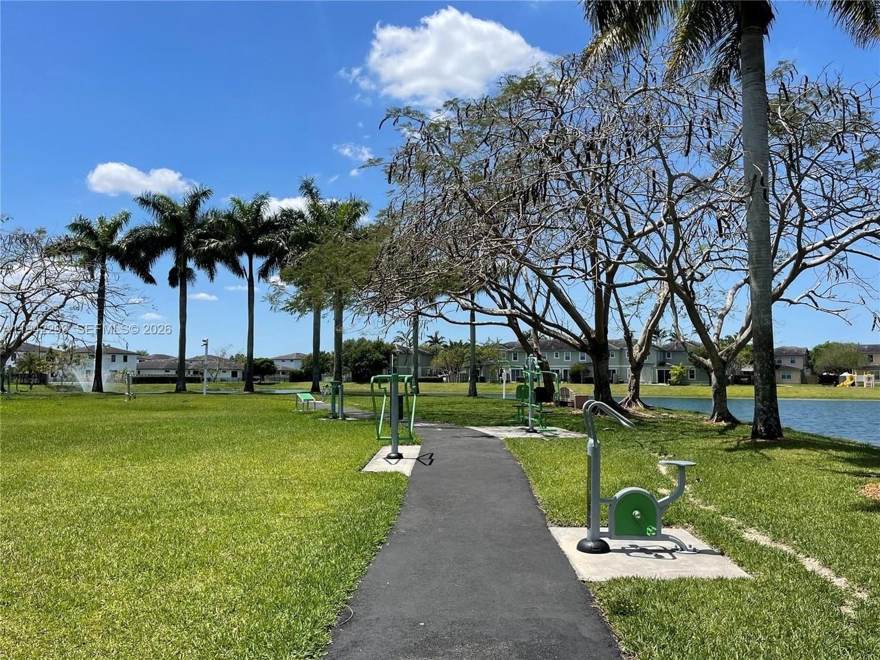 134 Se 28th Ter #7 - Photo 7 of 27