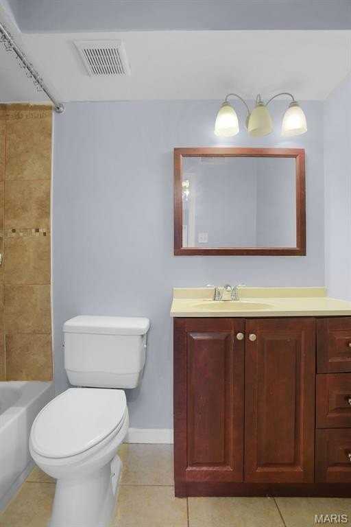 4278 Chateau De Ville Dr #D - Photo 7 of 22