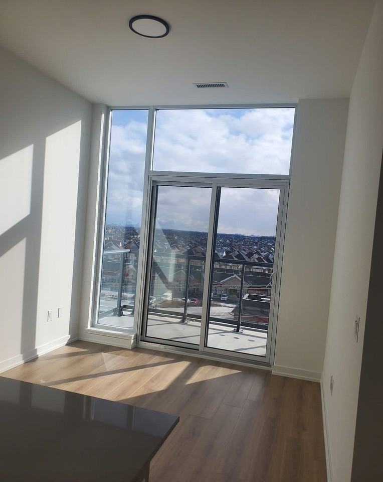 10 Lagerfeld Drive - Photo 3 of 7