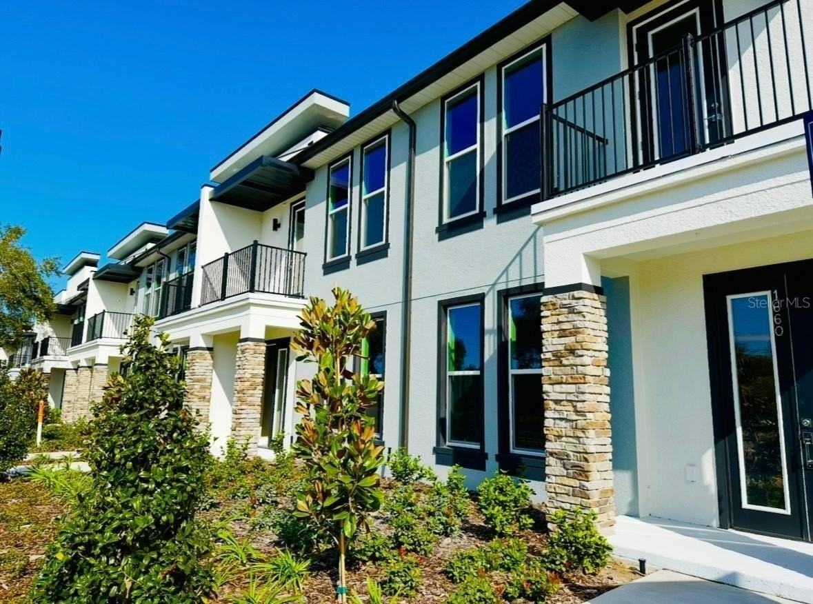 1680 Houston St - Photo 2 of 19