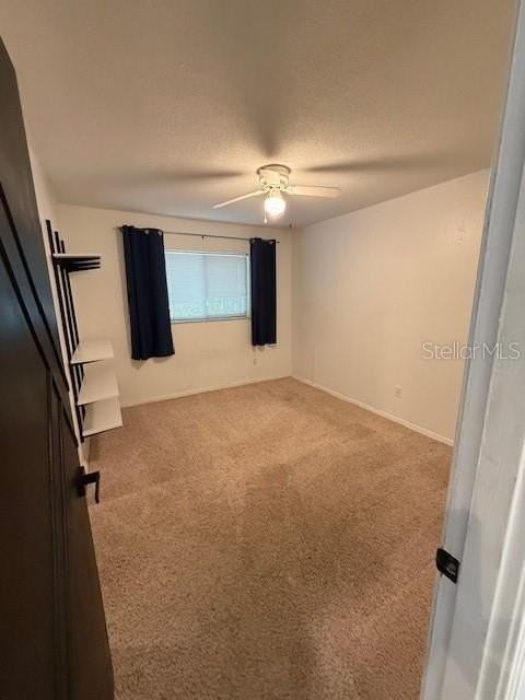 2913 Abbey Ct - Photo 4 of 31