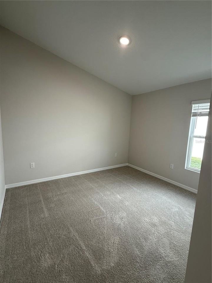 1241 Tidal St - Photo 5 of 19