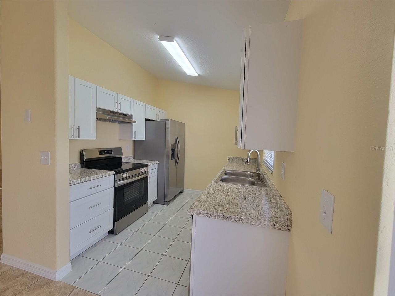 709 Platypus Ct - Photo 4 of 17