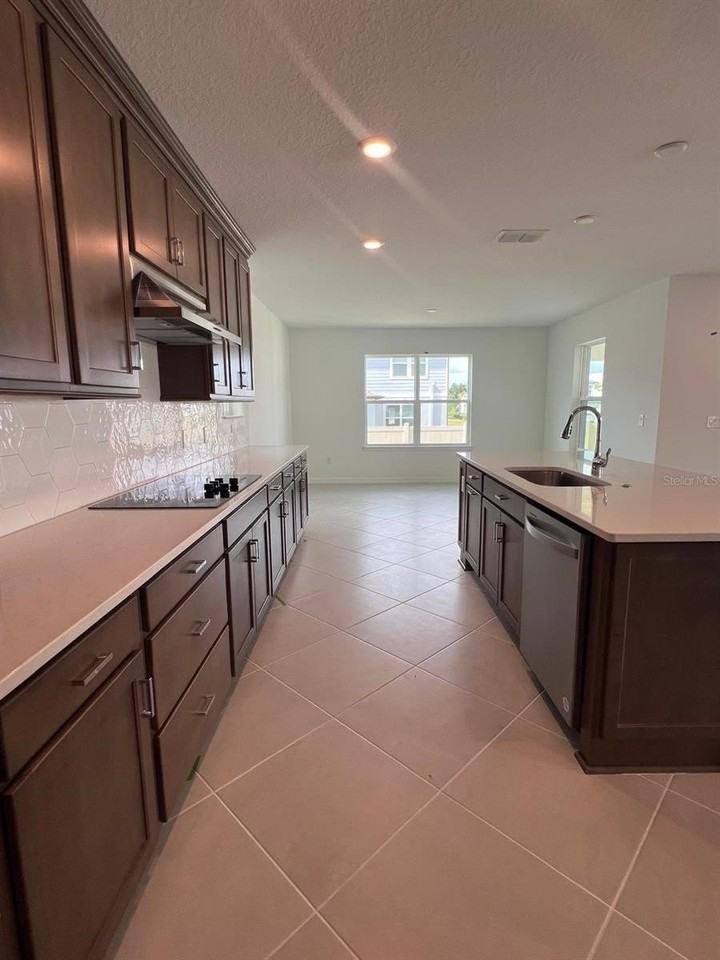 261 Woodsage Pl - Photo 7 of 26