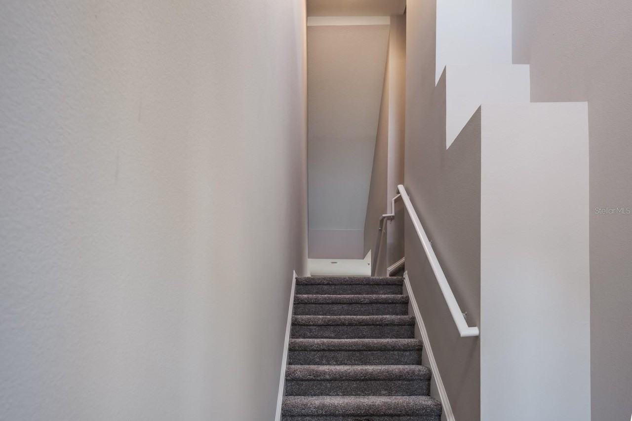 10220 Bayou Grande Ave - Photo 6 of 50