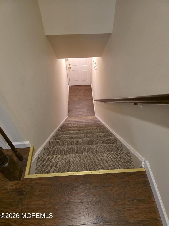 5 Claridge Ct Unit 4 #4 - Photo 2 of 13