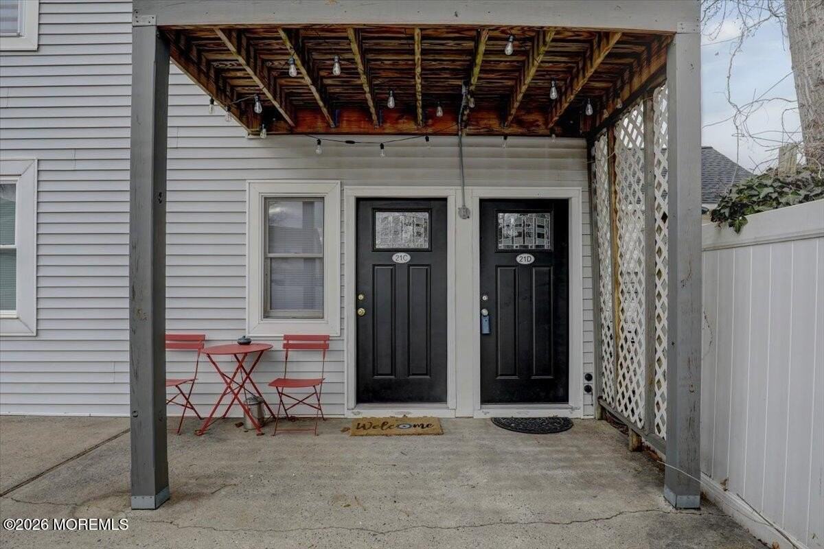 21 Washington St Apt D #D - Photo 5 of 27