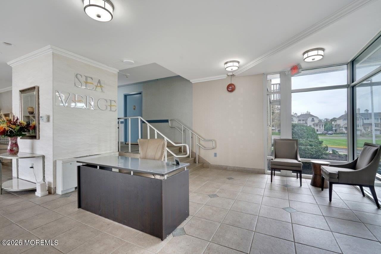 385 Ocean Blvd Apt 1d #1D - Photo 3 of 11