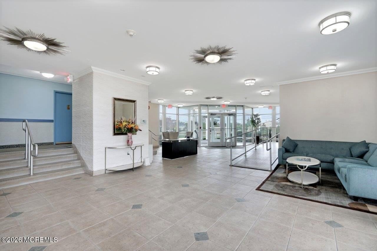 385 Ocean Blvd Apt 1d #1D - Photo 5 of 11