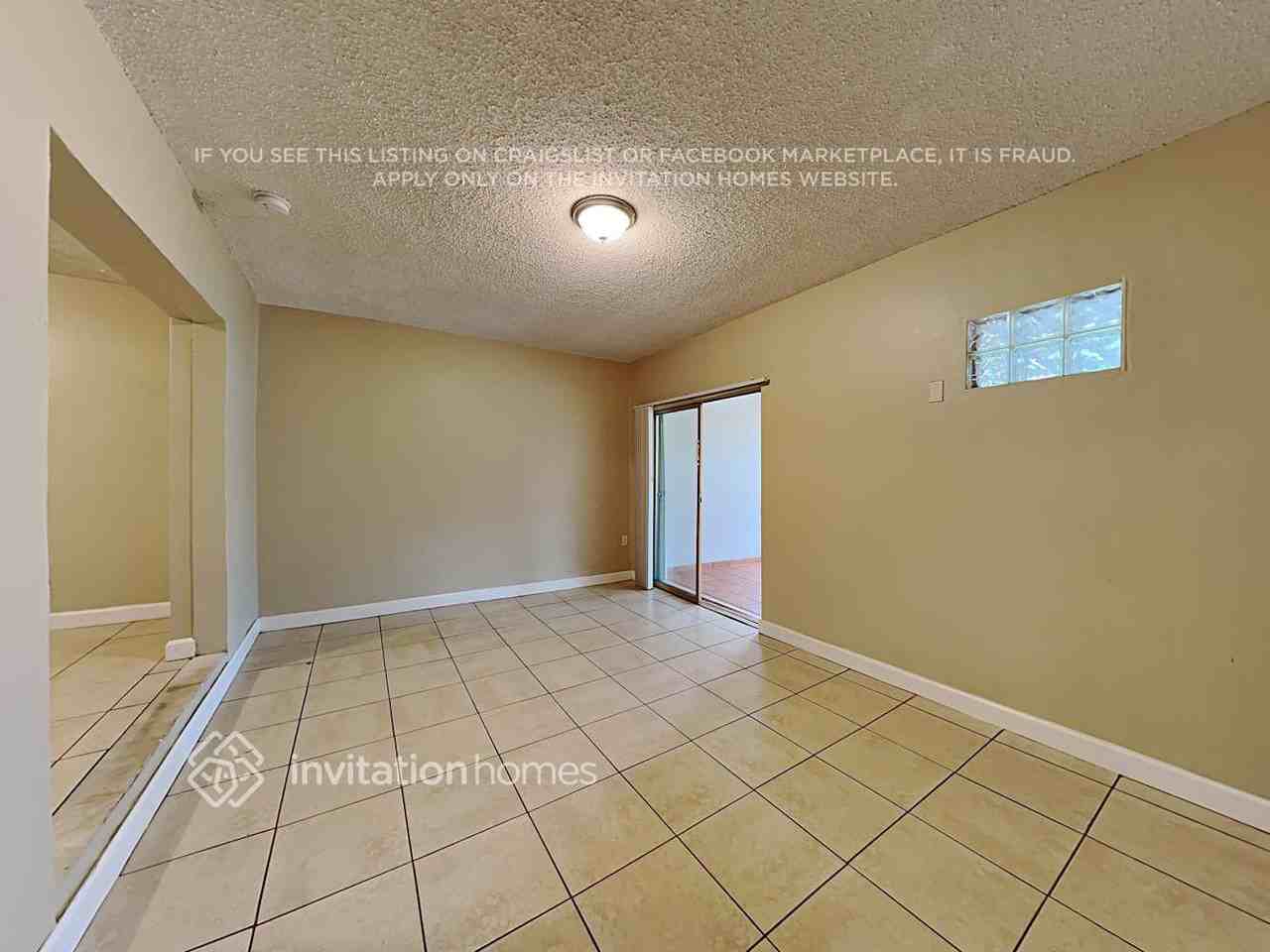 946 Johnson St - Photo 6 of 18