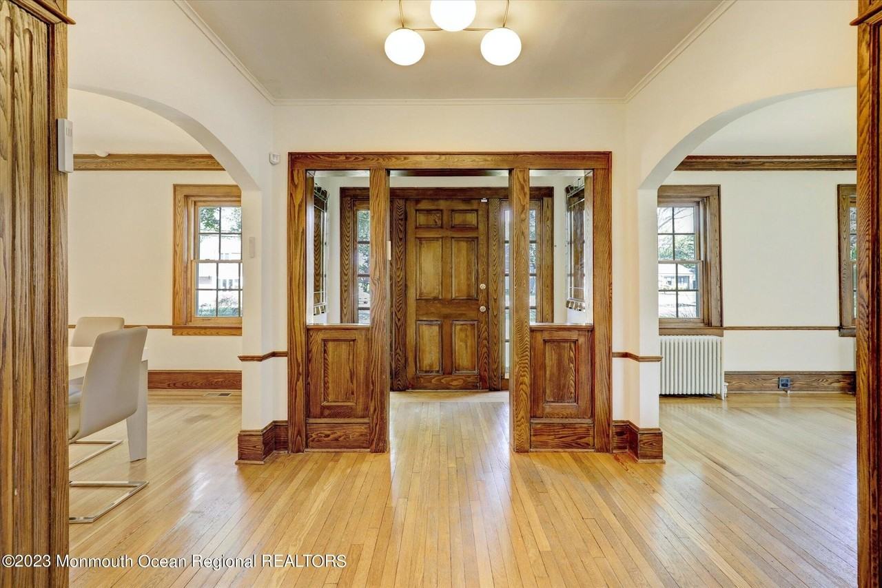 570 N Edgemere Dr Unit A #A - Photo 6 of 43