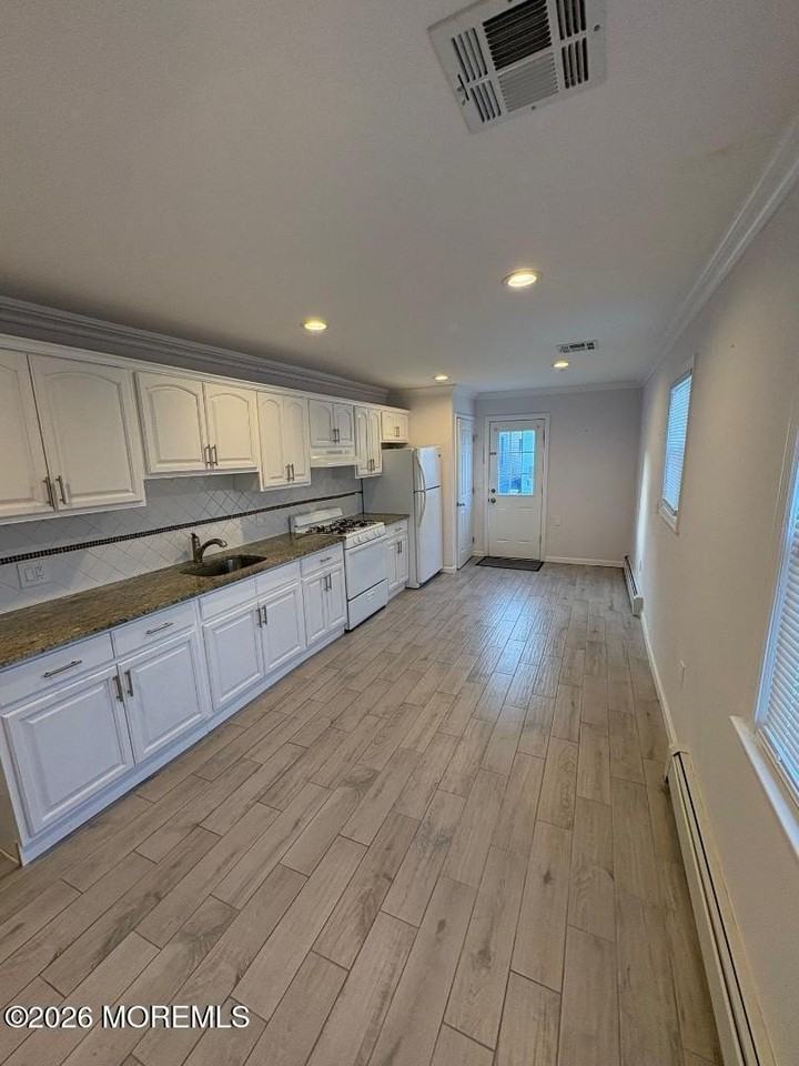 217 Blaine Ave Unit 215 #215 - Photo 7 of 14