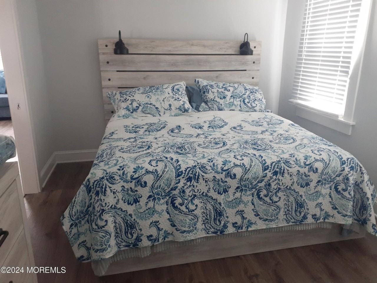 200 15th Ave - Photo 5 of 9