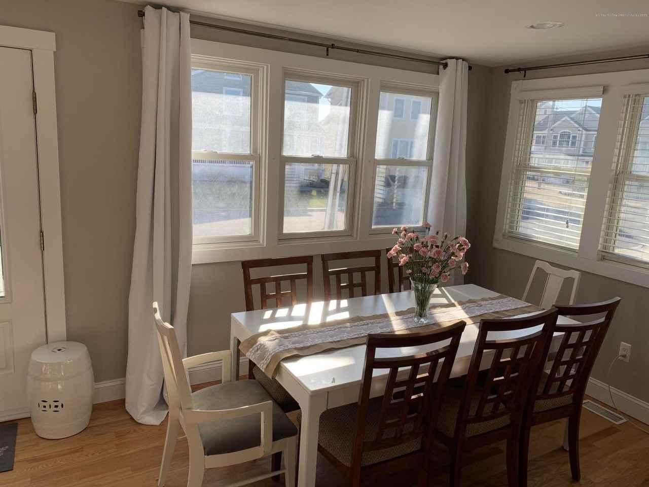 11 Dover Ave - Photo 6 of 31