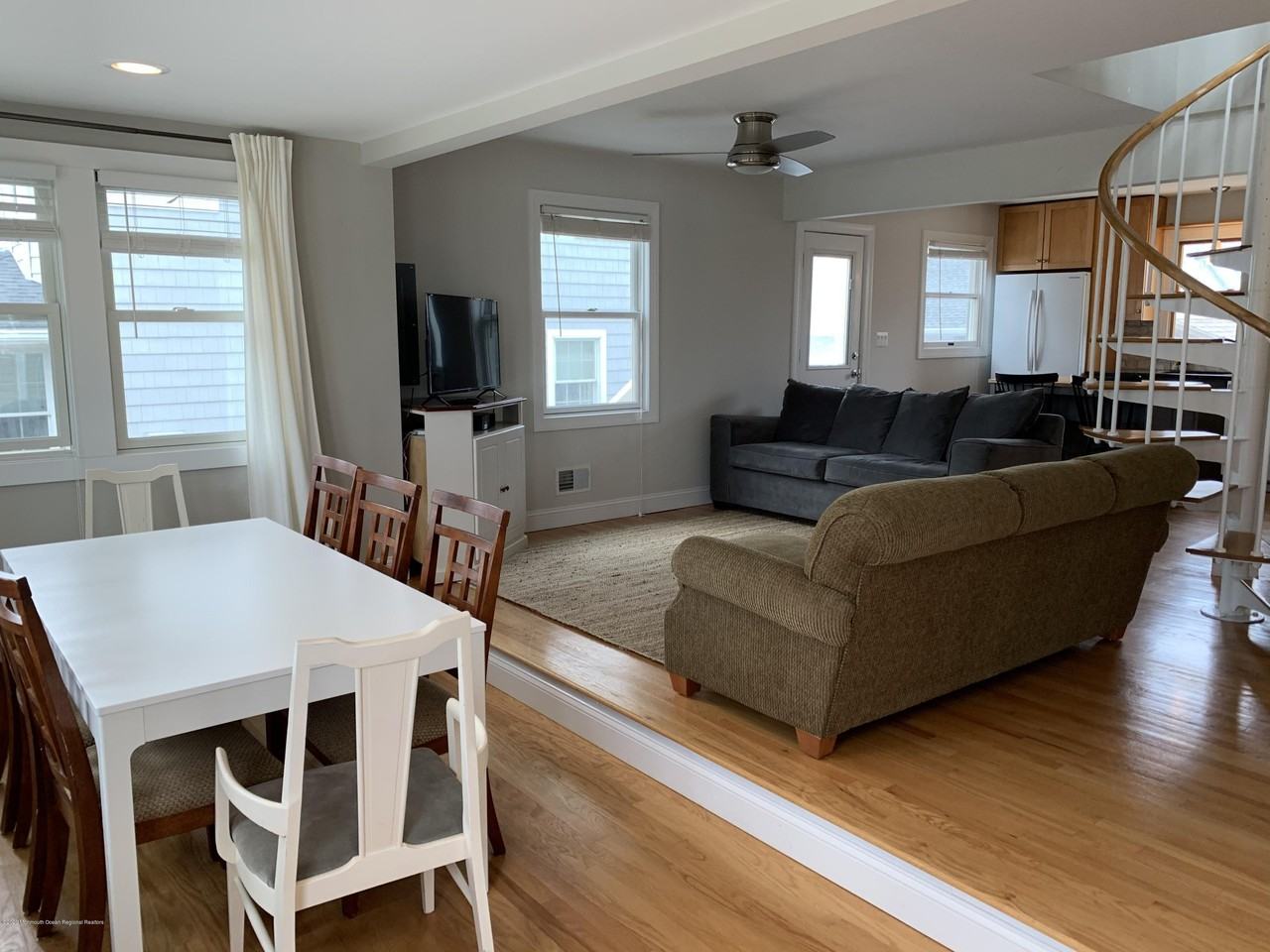 11 Dover Ave - Photo 7 of 31