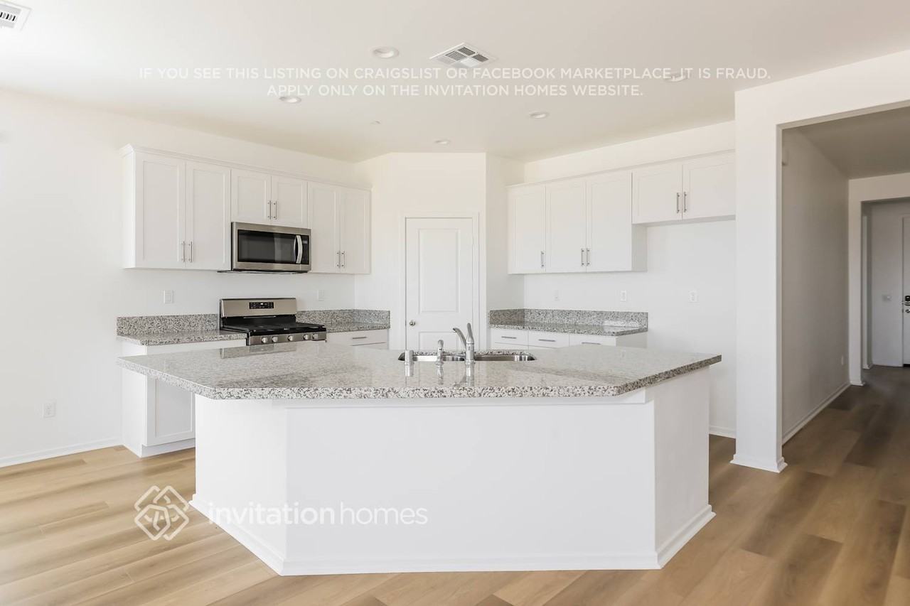 25179 Zircon Rd - Photo 6 of 16