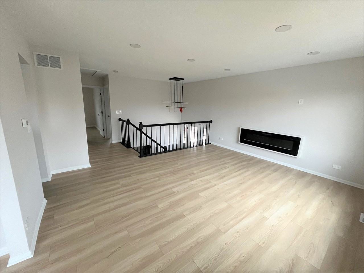 1842 Nautilus Ln - Photo 6 of 14