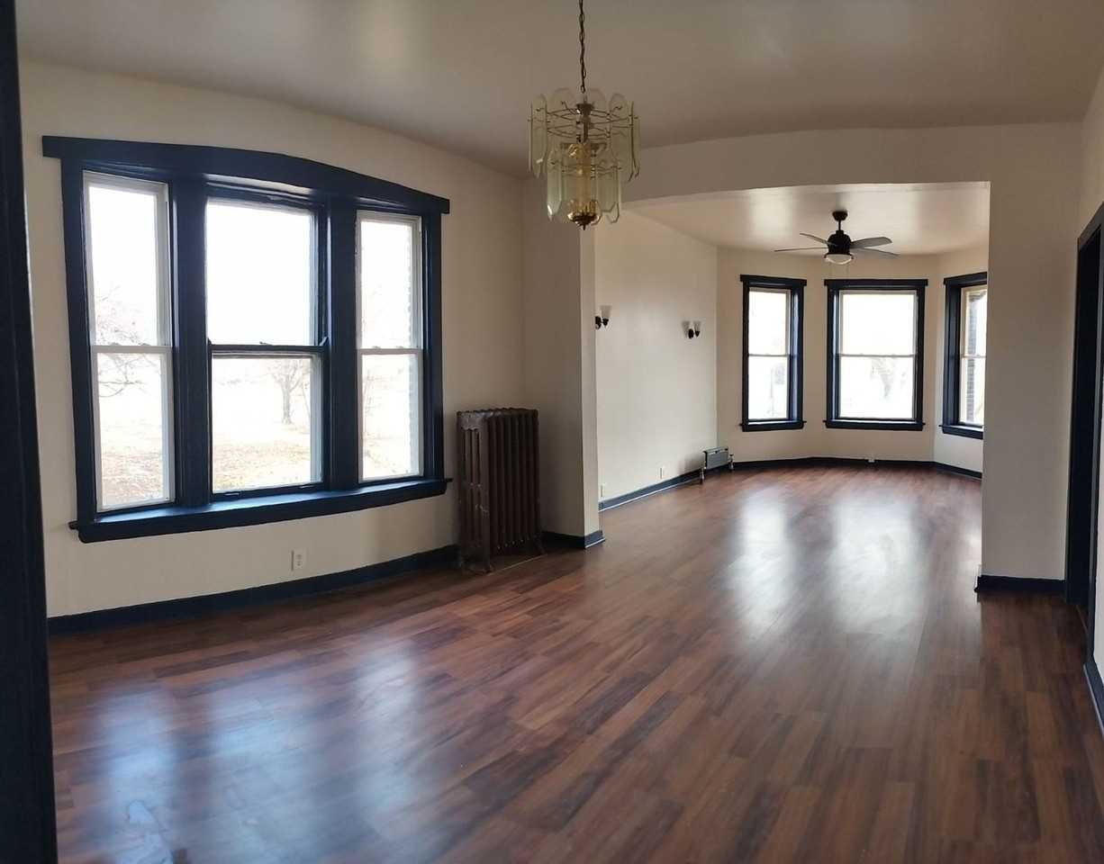 1420 S Millard Ave Unit 1 #1 - Photo 2 of 6