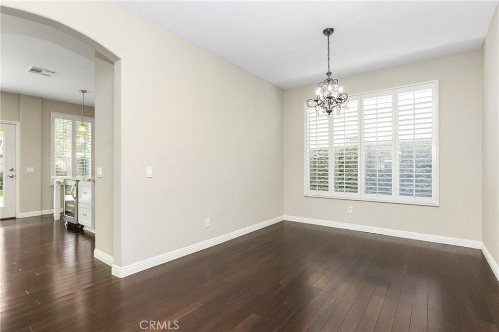 14 Meridian - Photo 6 of 36