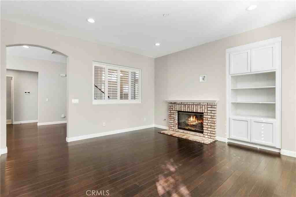 14 Meridian - Photo 7 of 36