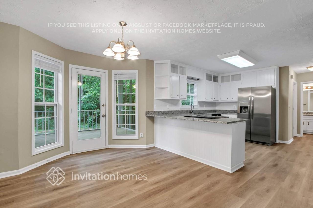 2935 Glynn Mill Ct - Photo 5 of 24