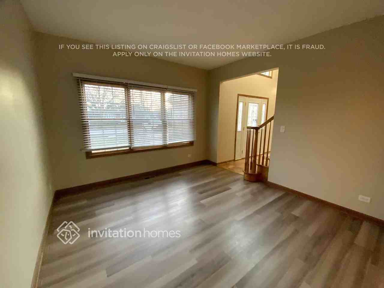 34W532 Colley Dr - Photo 6 of 18