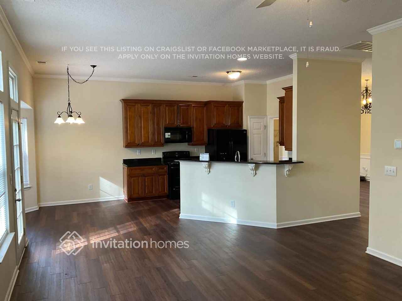 5715 Branthurst Dr - Photo 5 of 17