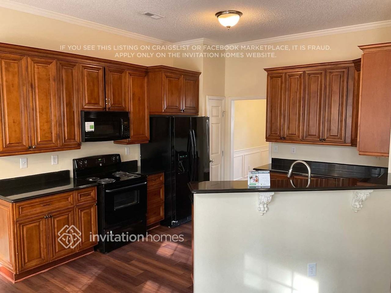 5715 Branthurst Dr - Photo 6 of 17