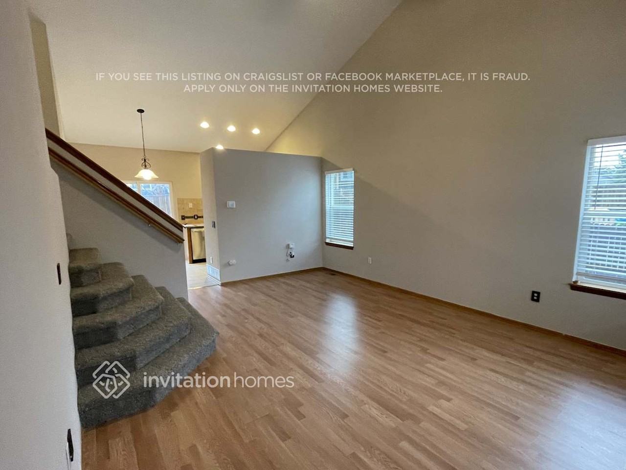 21731 E Kent Dr - Photo 4 of 17