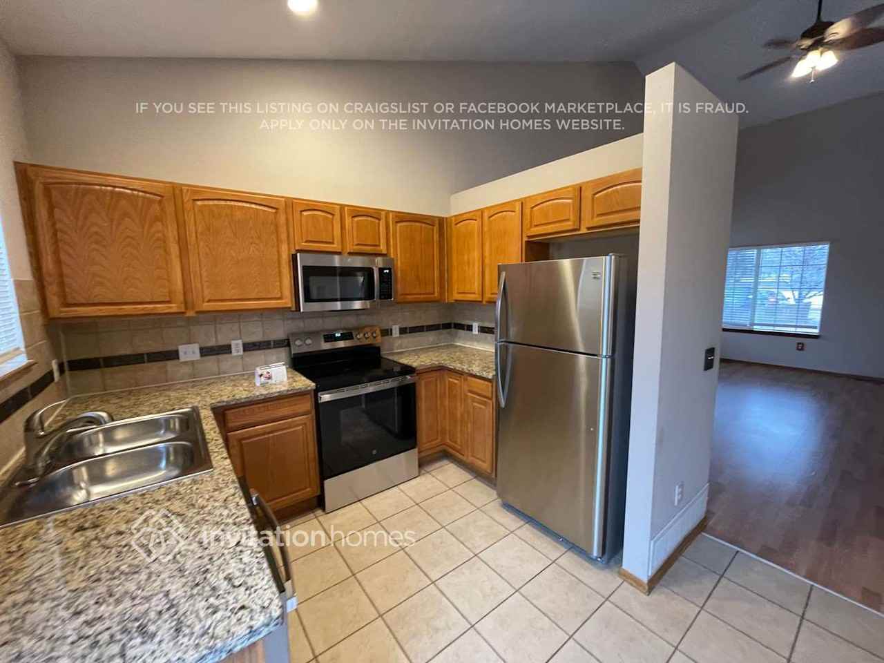 21731 E Kent Dr - Photo 5 of 17