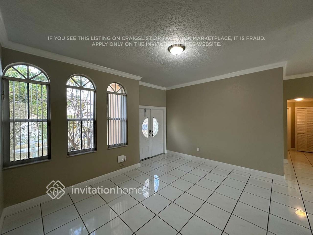 8210 Sw 163rd Pl - Photo 2 of 21