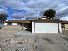 featured image of 5638 W Comet Ave