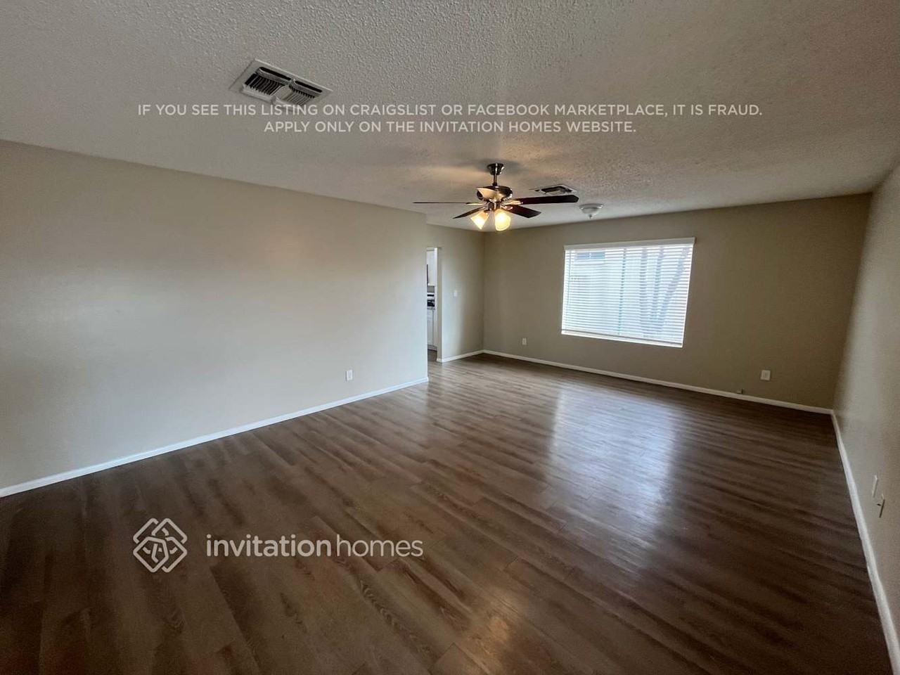 5638 W Comet Ave - Photo 5 of 21