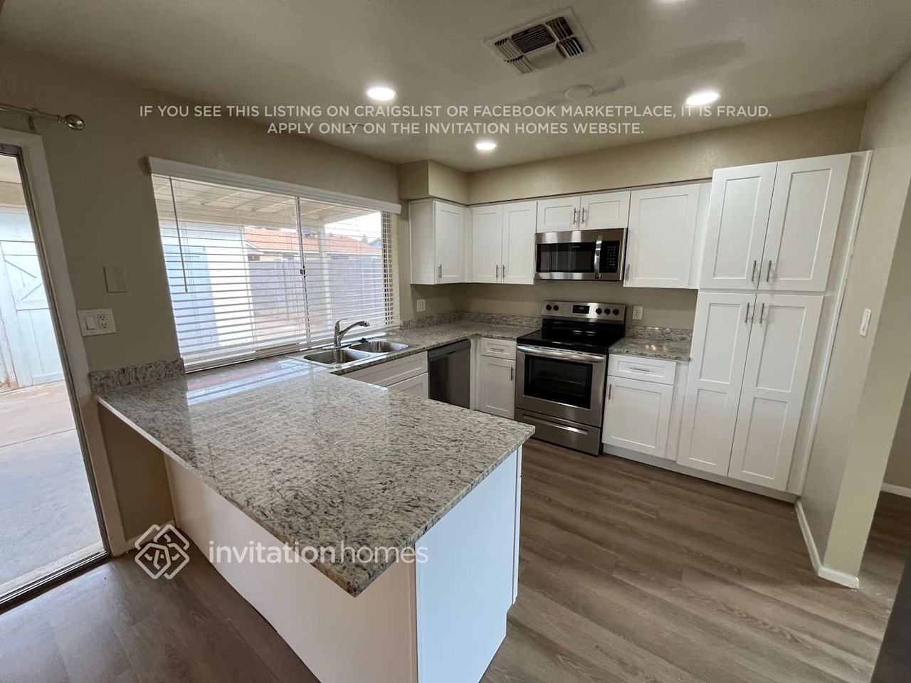 5638 W Comet Ave - Photo 7 of 21