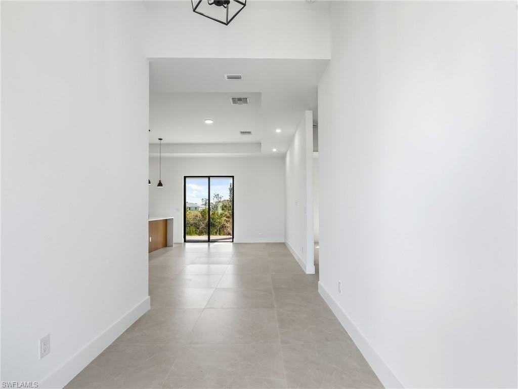 2109 Nw 17th Pl - Photo 4 of 31