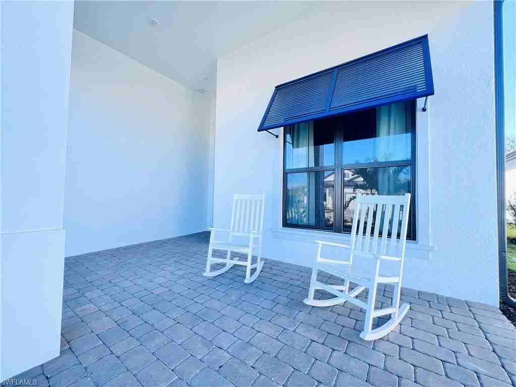 9124 Raintree St - Photo 3 of 34