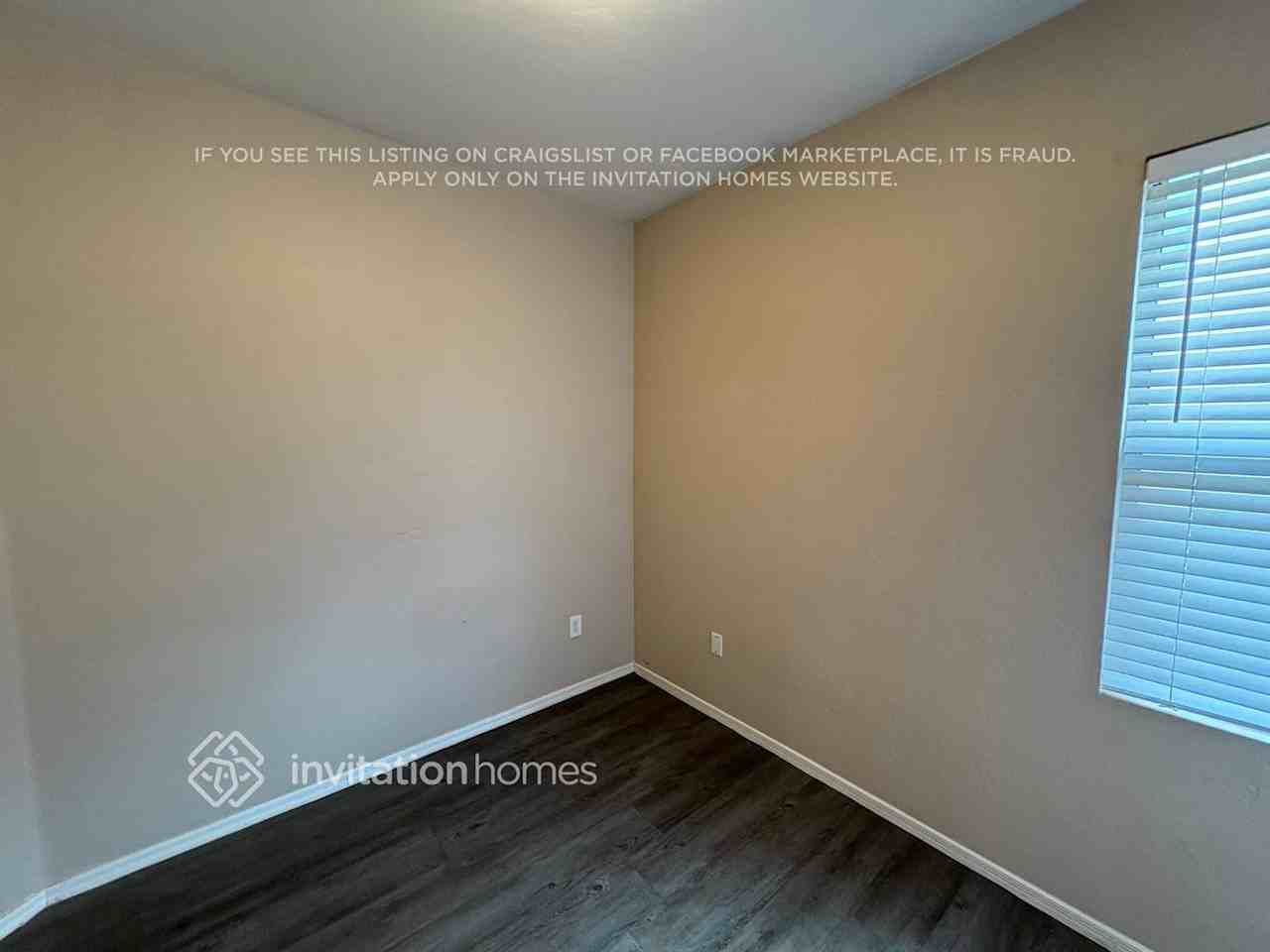 6965 W Midway Ave - Photo 7 of 16