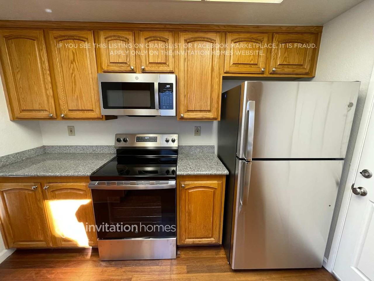 2875 Georgia Dr - Photo 6 of 16