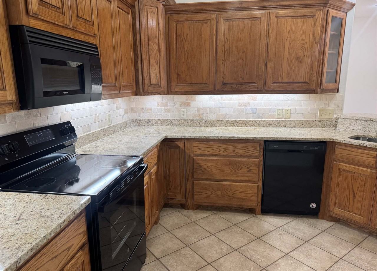 303 Kenneth - Photo 7 of 35