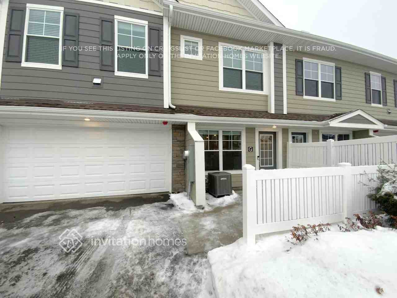 10936 Zest St Ne #G - Photo 2 of 17