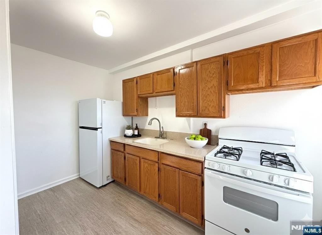 3031 3031 Edwin 5C - Photo 6 of 26