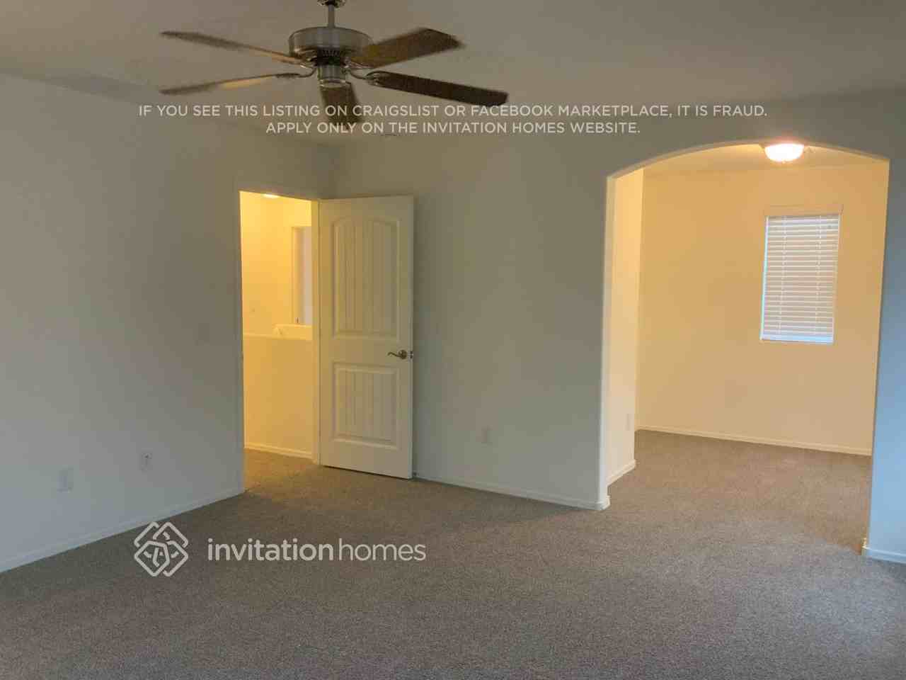 1323 E Palomino Way - Photo 5 of 15