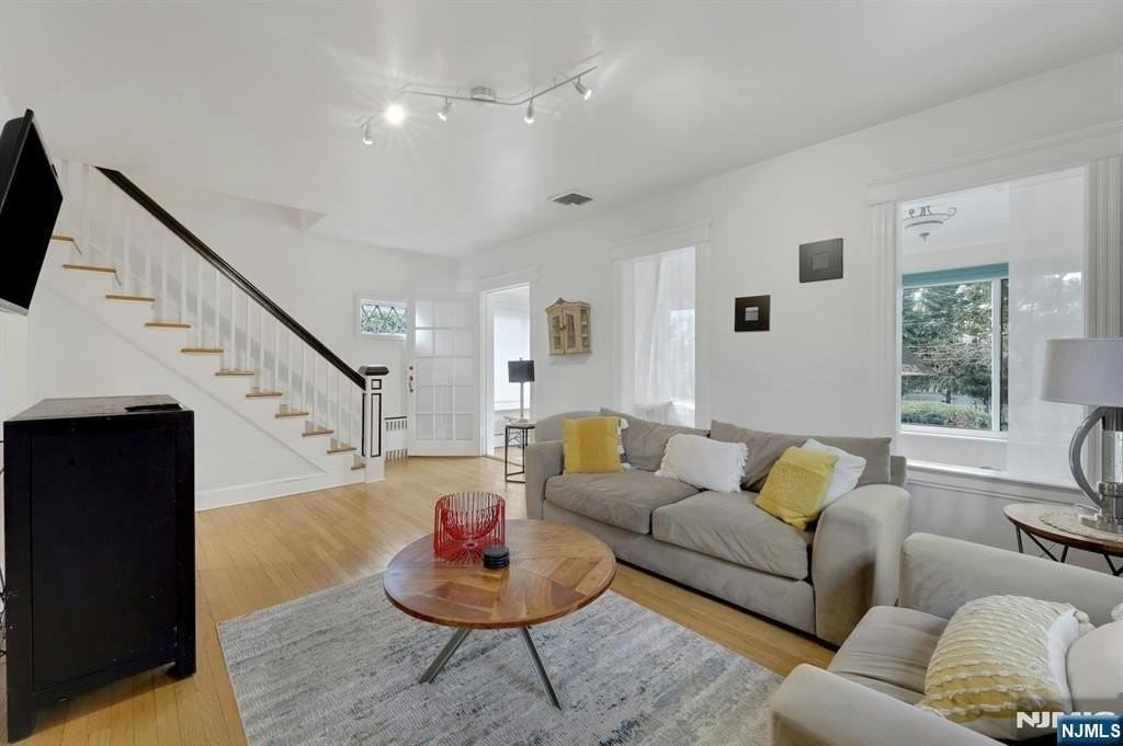 61 Hillside Ave - Photo 3 of 19