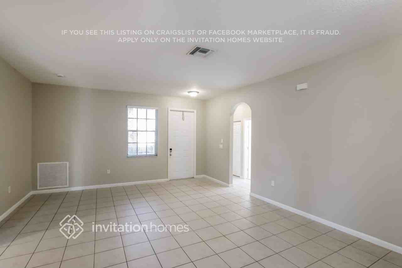 2188 Nw 72nd Ter - Photo 4 of 17