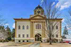 featured image of 28 Academy St #7