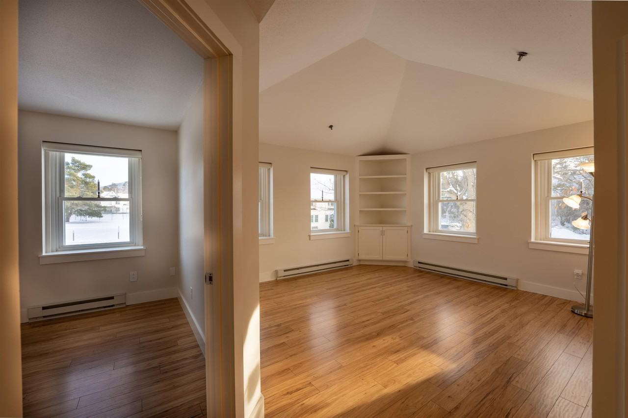 28 Academy St #7 - Photo 5 of 14