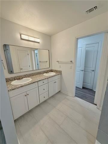 1071 Dove Park Rd - Photo 5 of 15